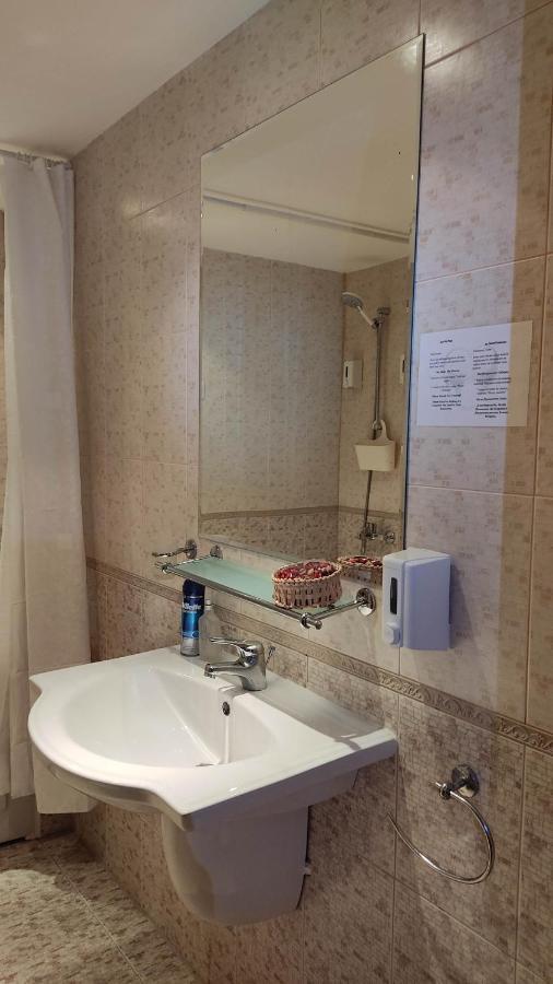 Annett Apartments At Emerald Hotel Bansko Exterior photo